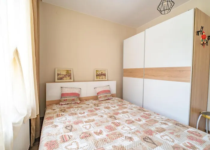 アパート Marsy サンダンスキ